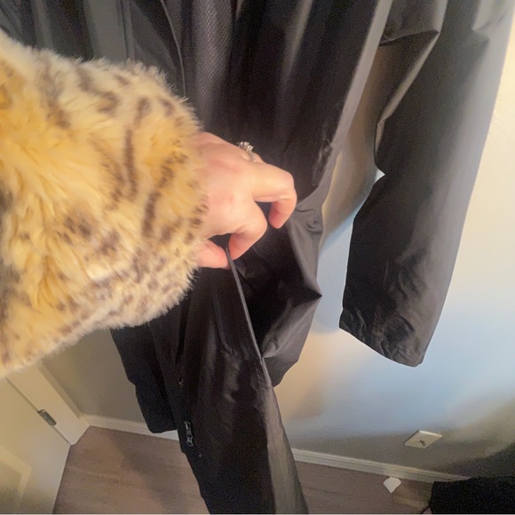 L.L. Bean | Women's H2OFF Raincoat, PrimaLoft-Lined - Picture 8 of 8